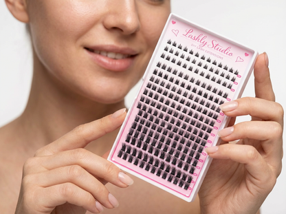 Nude Effect Lash Clusters